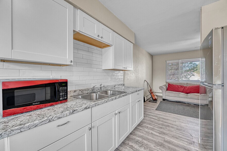 More Photos Of 490 E Elm St, Elizabeth Apartments For Sale