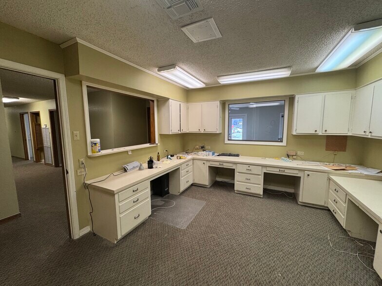 More Photos Of 2816 Armand St, Monroe Medical For Lease