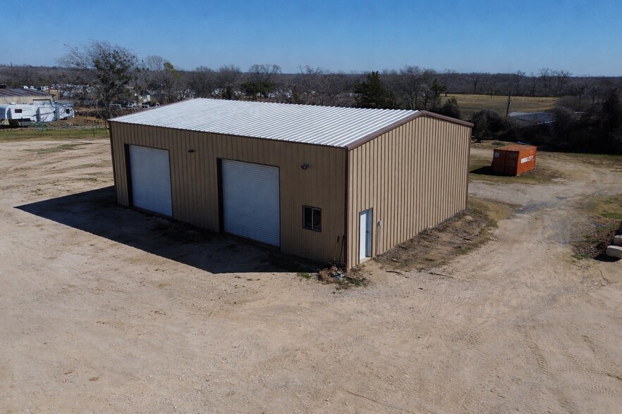 More Photos Of 1951 S Magnolia Ave, Luling Land For Sale