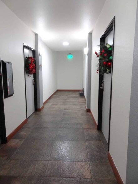 More Photos Of 4250 Pennsylvania Ave, La Crescenta Medical For Sale