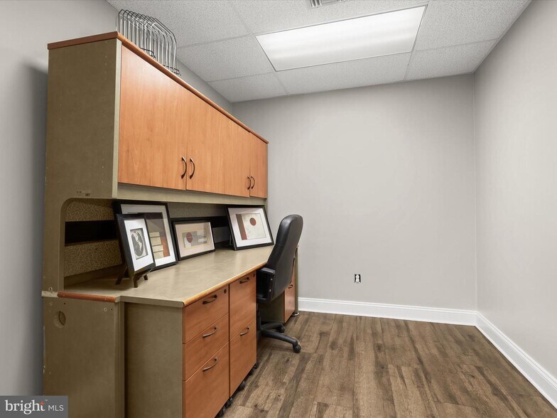 More Photos Of 54 Scott Adam Rd, Cockeysville Medical For Sale