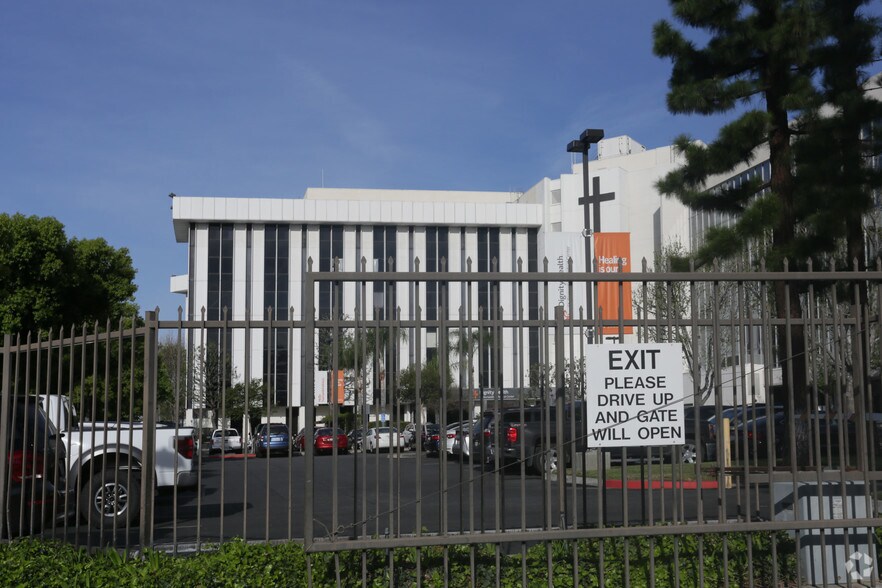 More Photos Of 399 E Highland Ave, San Bernardino Medical For Lease