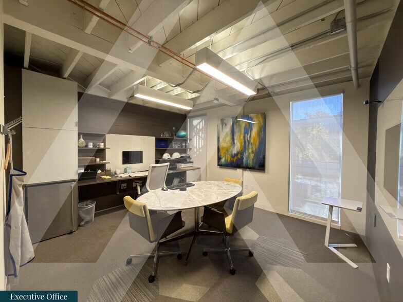 More Photos Of 2301 Caroline St, Houston Office For Lease