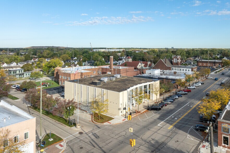 More Photos Of 2674 W Jefferson Ave, Trenton Medical For Lease