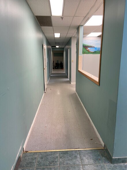 More Photos Of 100 Steeles Ave W, Vaughan Freestanding For Lease