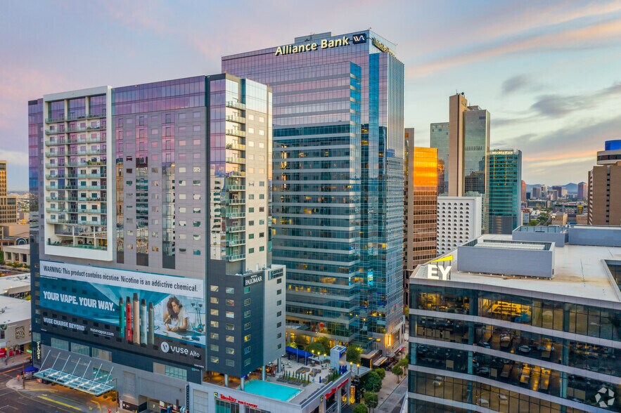 More Photos Of 1 E Washington St, Phoenix Office For Lease