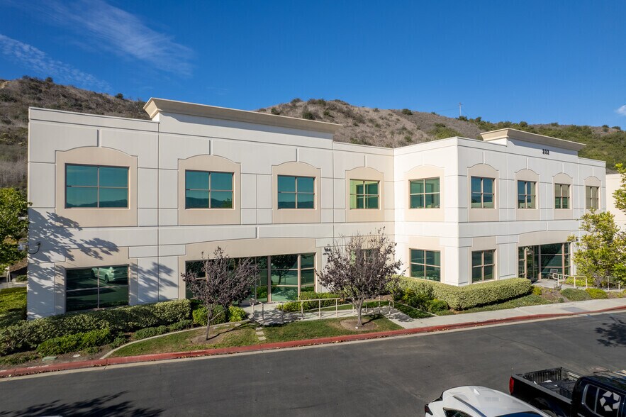 Primary Photo Of 232 Avenida Fabricante, San Clemente Light Distribution For Sale