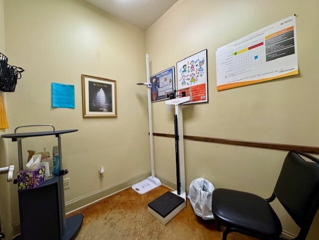 More Photos Of 2464 Main St, Plantersville Medical For Sale