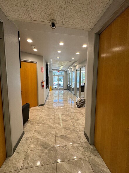 More Photos Of 109 E 4th St, San Bernardino Warehouse For Lease