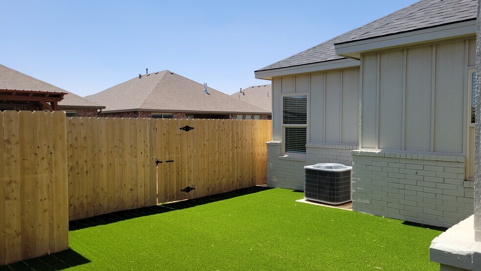 More Photos Of , Lubbock Multifamily For Sale