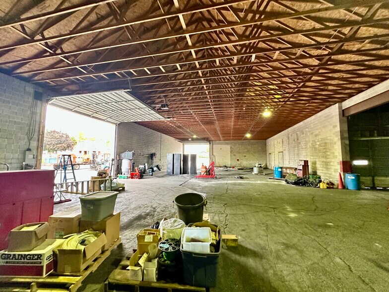 More Photos Of 212 S Pine River St, Ithaca Industrial For Sale