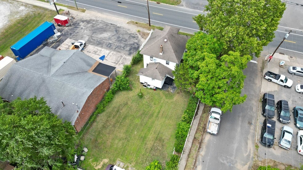 More Photos Of 600 W Broad St, Paulsboro Specialty For Sale