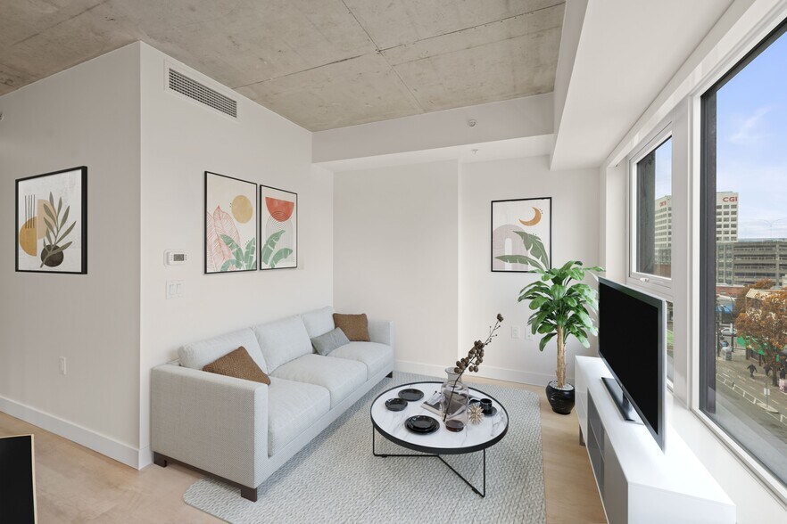 More Photos Of 825 Fort St, Victoria Apartments For Lease