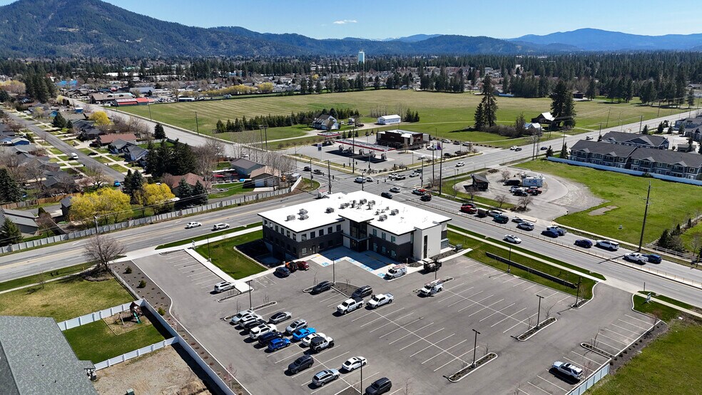 More Photos Of 1701 Prairie, Hayden Medical For Lease