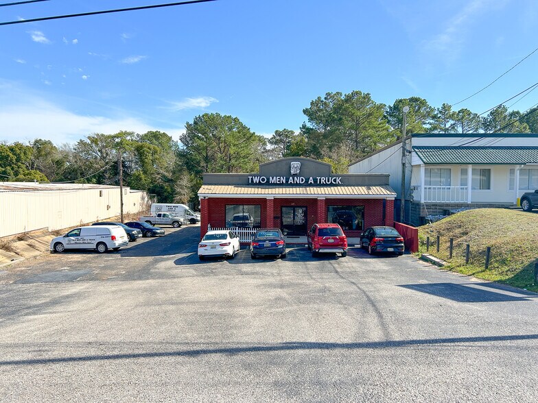 More Photos Of 3759 Government Blvd, Mobile Freestanding For Sale