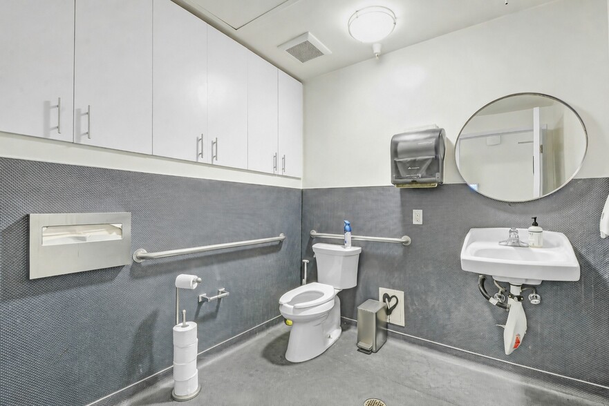 More Photos Of 261-269 S San Pedro St, Los Angeles Apartments For Sale