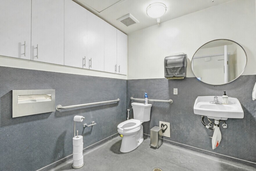 More Photos Of 261-269 S San Pedro St, Los Angeles Apartments For Sale
