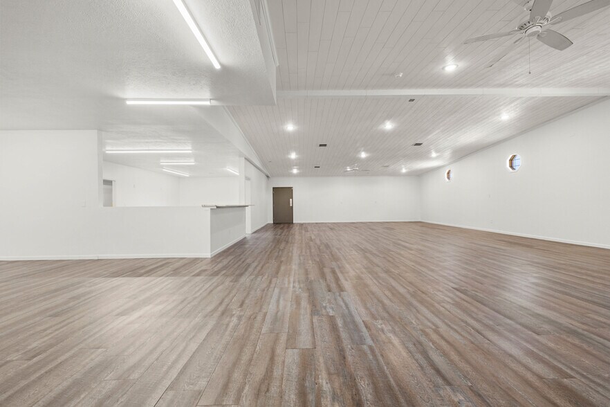 More Photos Of 7101 W Hwy 2 & 52, Minot Storefront Retail Office For Sale