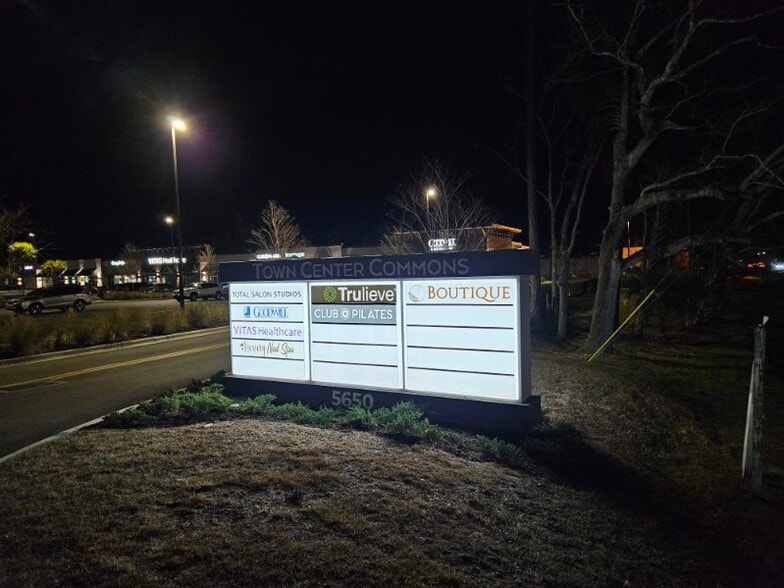 More Photos Of 5650 SR 100 E, Palm Coast General Retail For Lease