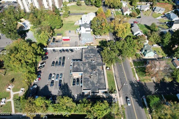 More Photos Of 1314 Park Ave, Plainfield Medical For Sale