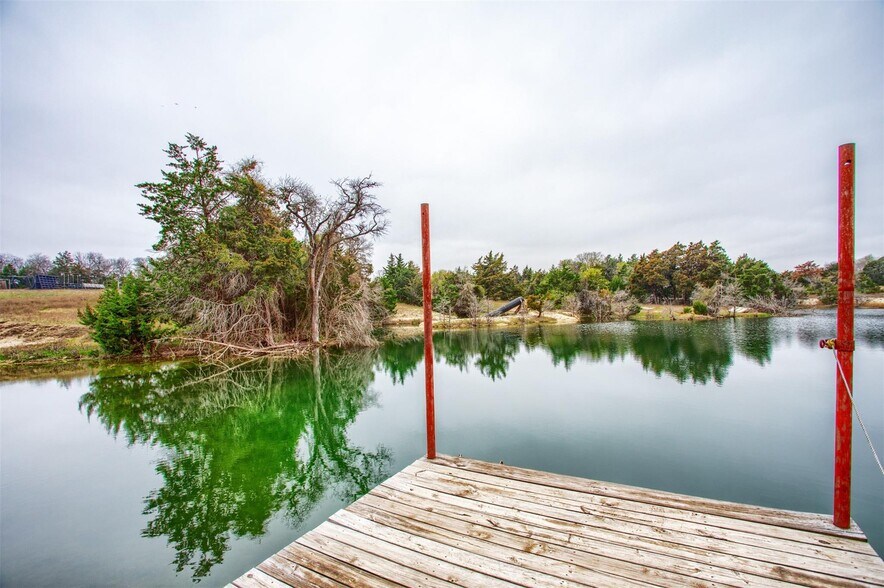 More Photos Of 1414 S Bluegrove Rd, Lancaster Land For Sale