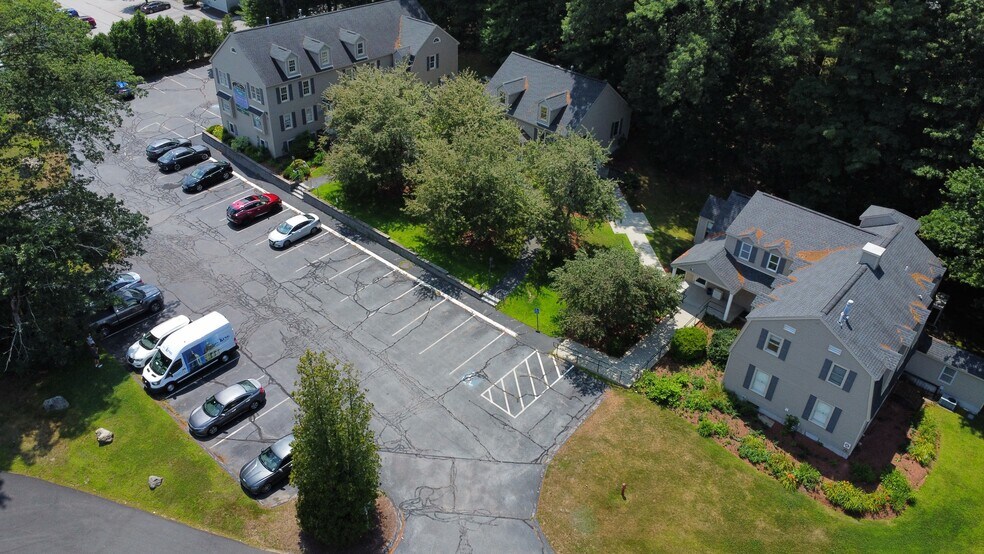 More Photos Of 2 Mound Ct, Merrimack Medical For Sale