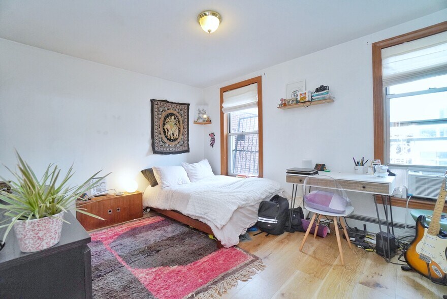More Photos Of 157 N 5th St, Brooklyn Apartments For Sale