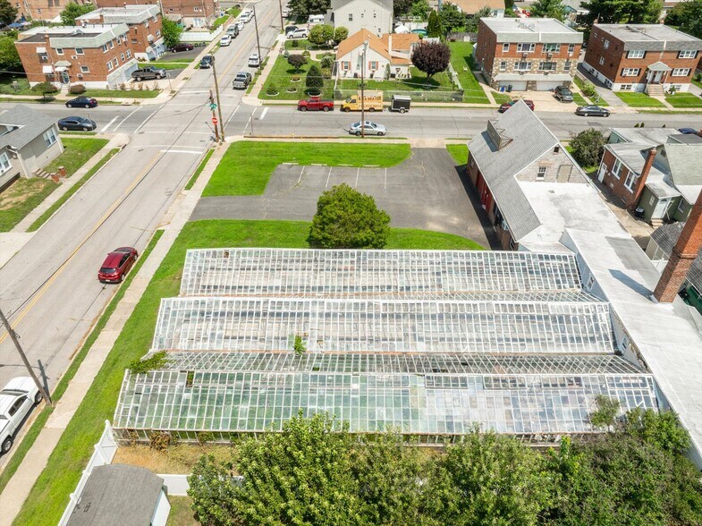 More Photos Of 700 Solly Ave, Philadelphia Garden Center For Sale