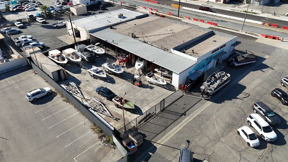 More Photos Of 1235-1237 W Holt Blvd, Ontario Freestanding For Sale