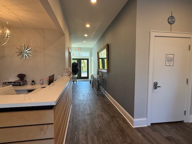 More Photos Of 190 Laurel Rd, East Northport Office For Sale