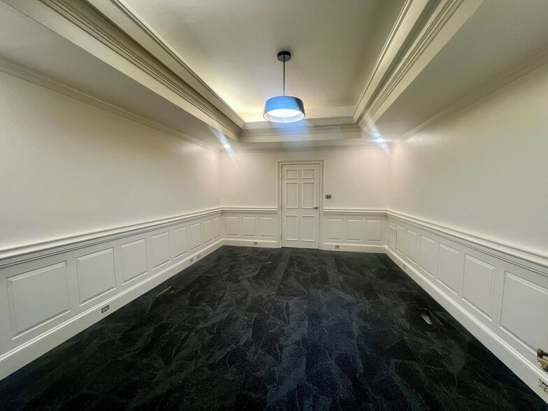 More Photos Of 2833 Remington Green Cir, Tallahassee Office For Sale
