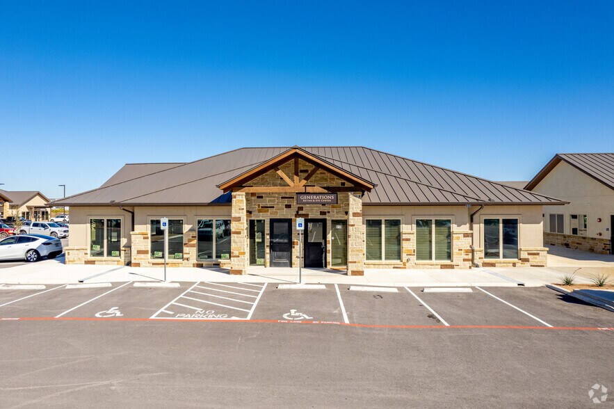 More Photos Of 790 Generations Dr, New Braunfels Unknown For Lease