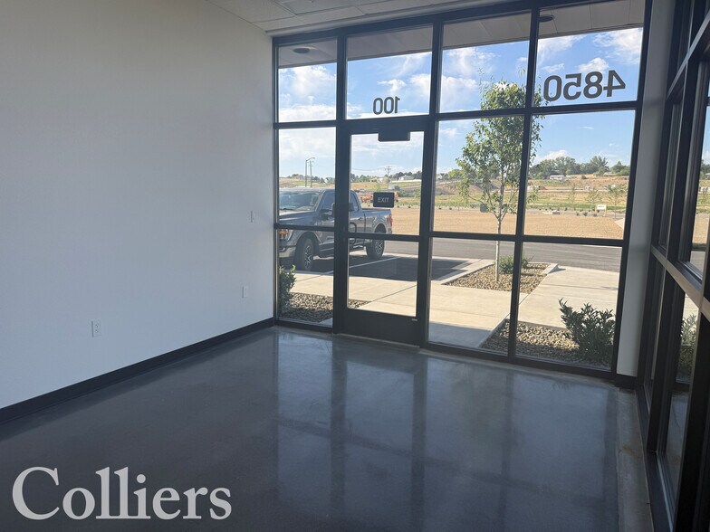 More Photos Of 4850 Grand Mogul Dr, Meridian Warehouse For Lease