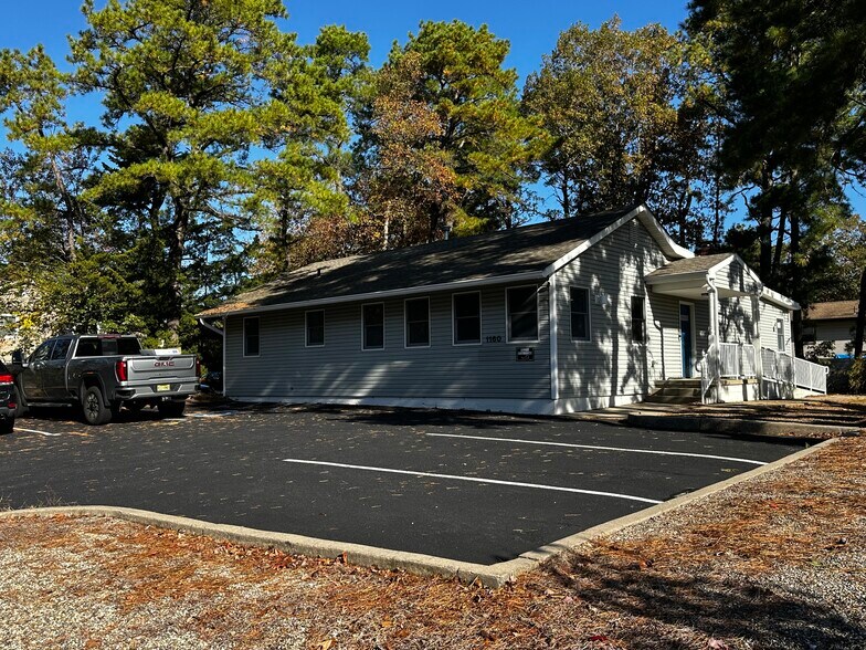 Primary Photo Of 1160 Beacon Ave, Manahawkin Medical For Sale