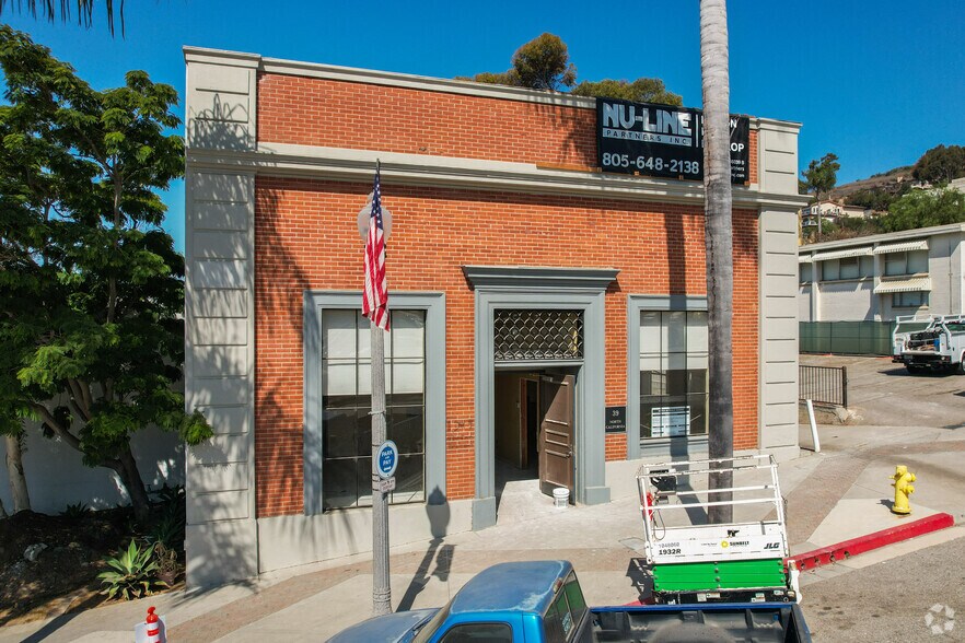 More Photos Of 39 N California St, Ventura Loft Creative Space For Lease