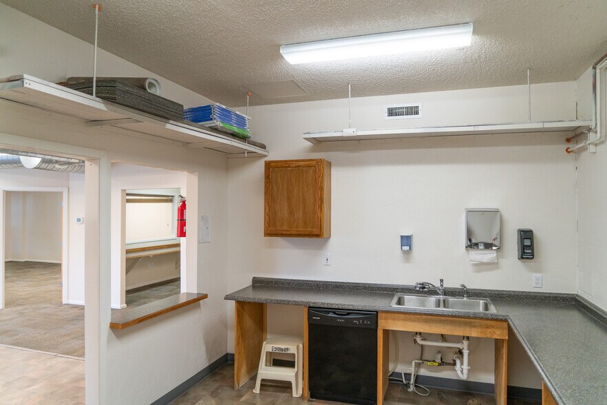 More Photos Of 747 Normal Ave, Ashland Office For Sale