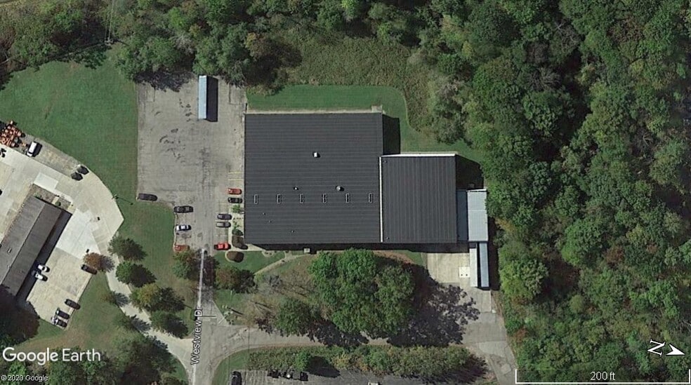 More Photos Of 157 Westview Dr, Meadville Warehouse For Lease