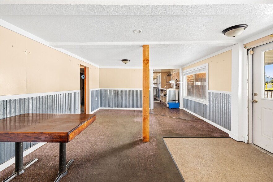 More Photos Of 1201 Bay Ave, Ocean Park Restaurant For Sale