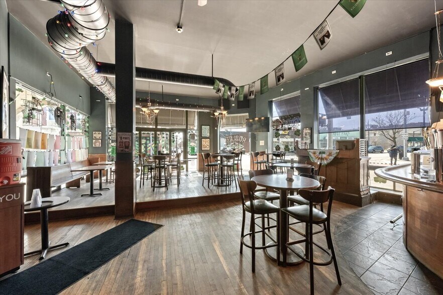 More Photos Of 7321 Madison St, Forest Park Restaurant For Sale