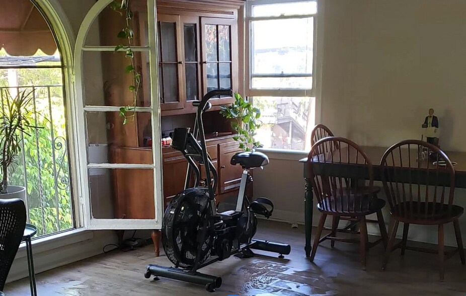 More Photos Of 803 N Detroit St, Los Angeles Apartments For Sale