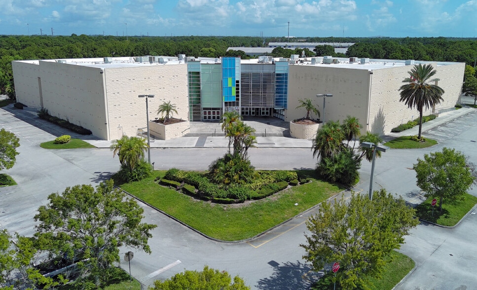 Primary Photo Of 1900 NE Courtyard Cir, Port Saint Lucie Movie Theatre For Sale