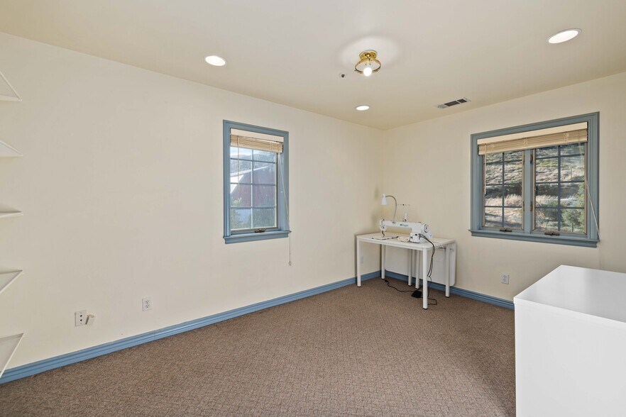 More Photos Of 11660 Lonesome Valley Rd, Leona Valley Specialty For Sale