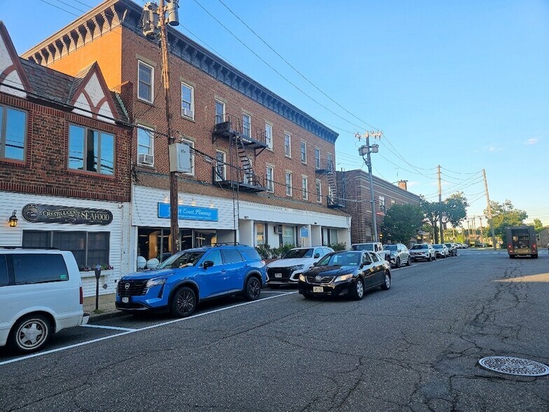 More Photos Of 111-113 S Tyson Ave, Floral Park Office For Lease