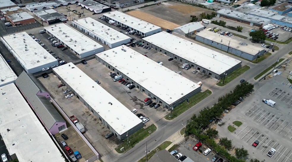 More Photos Of 7330 Rampart St, Houston Unknown For Lease