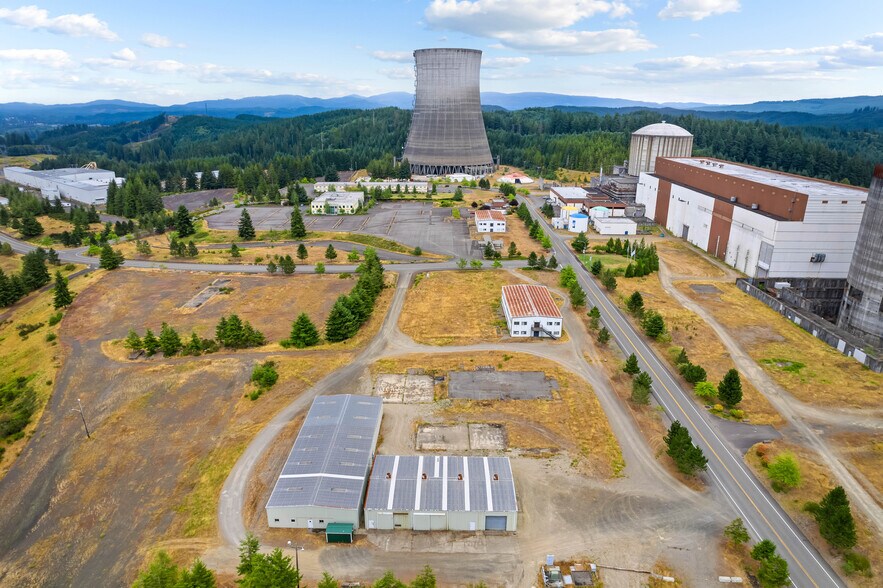 More Photos Of 37 Tower Blvd, Elma Distribution For Lease