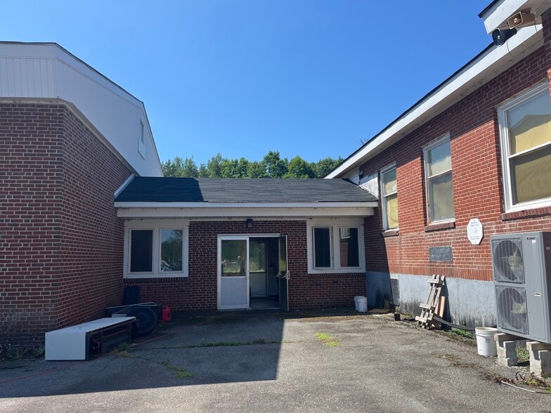 More Photos Of 41 Graham ln, Mattawamkeag Specialty For Sale