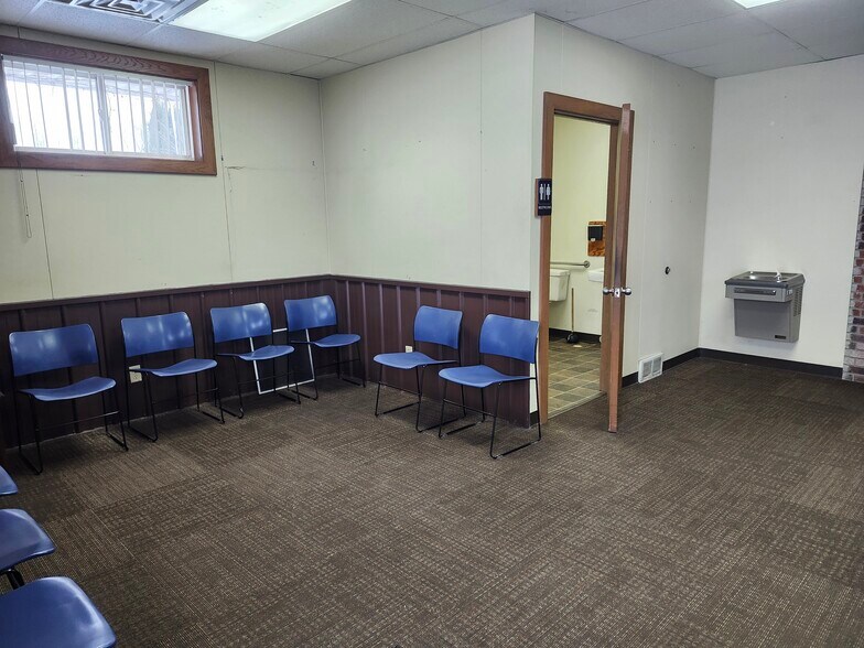 More Photos Of 826 Franklin Rd, Mercer Medical For Lease
