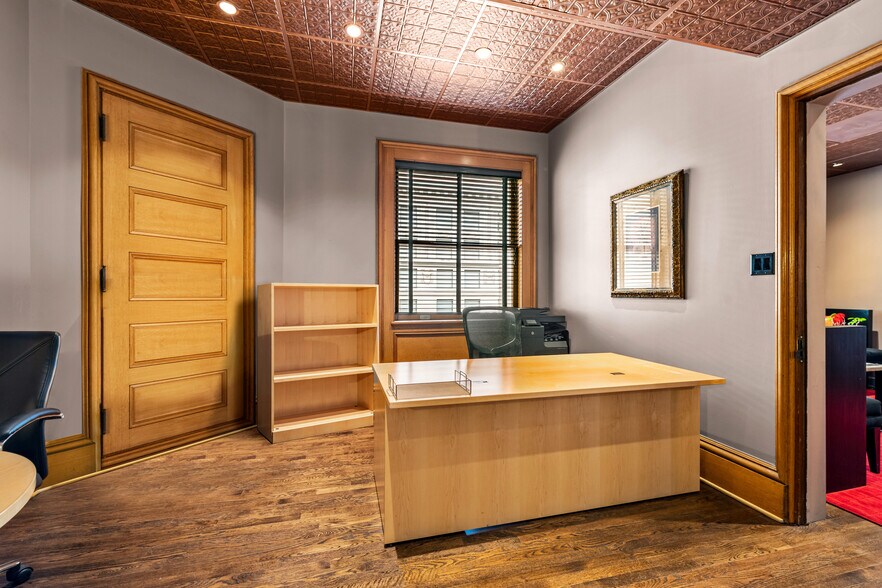 More Photos Of 730 17th St, Denver Office For Sale