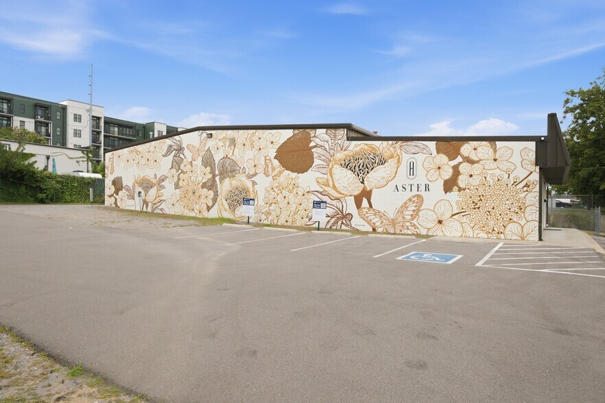 More Photos Of 1403 2nd Ave N, Nashville Warehouse For Lease