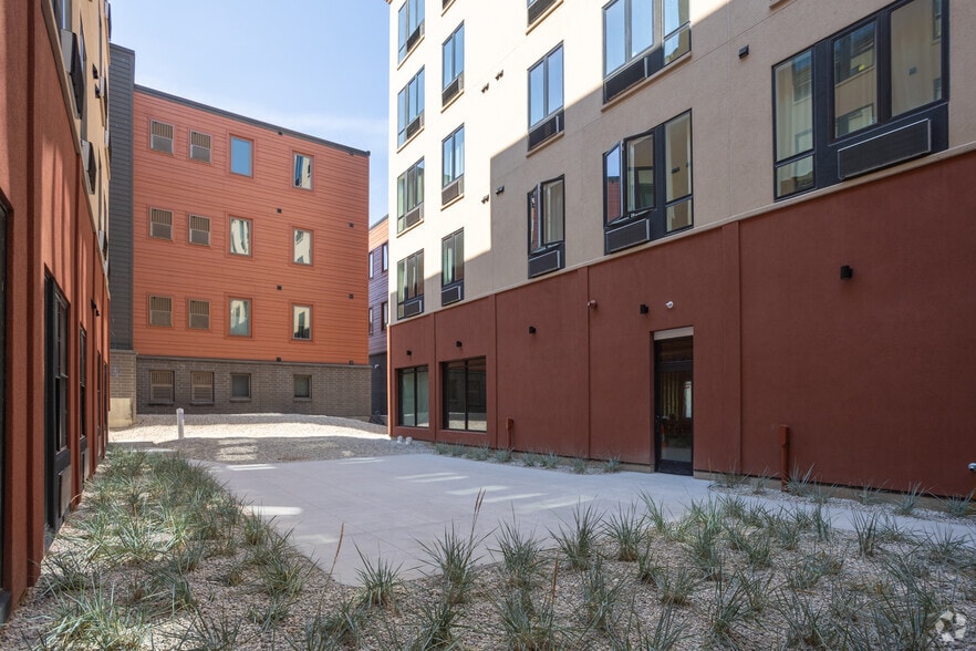 More Photos Of 232 East State St, Traverse City Apartments For Sale